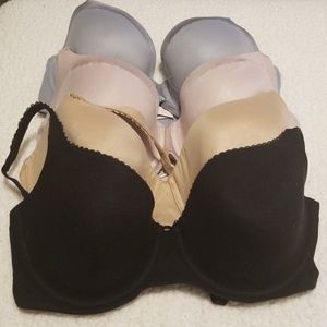 Set of 4 Victoria's Secret Bras